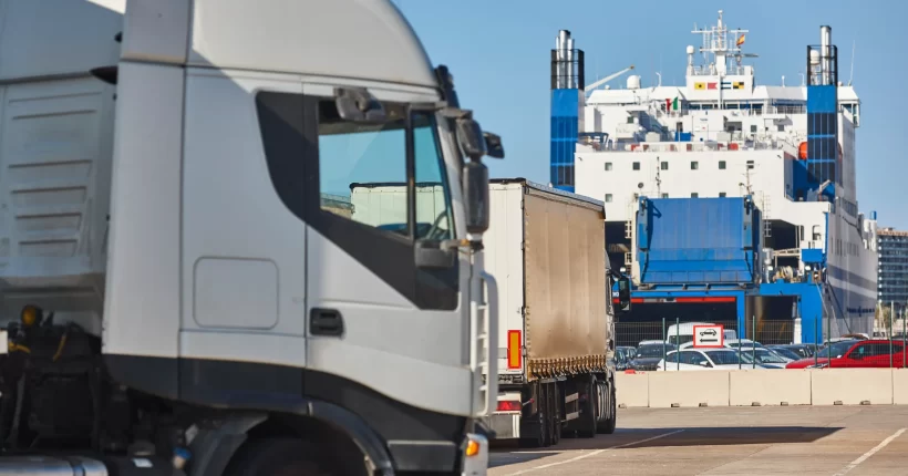 Kamioni u transportnoj i logističkoj industriji
